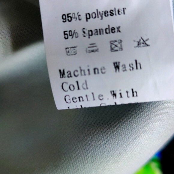 Tropical Print Pantsuit - Picture 6 of 9